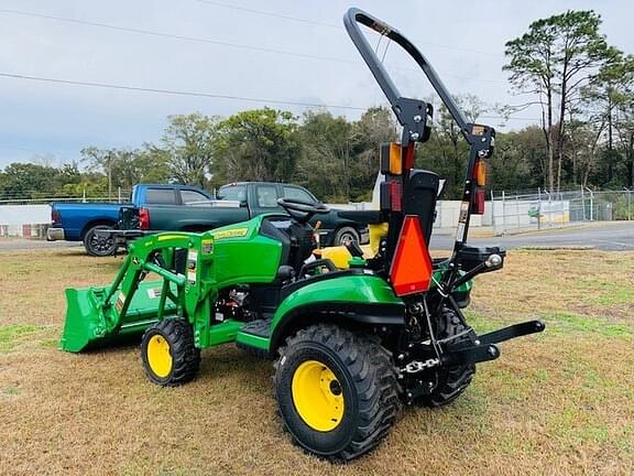 Image of John Deere 1025R equipment image 1