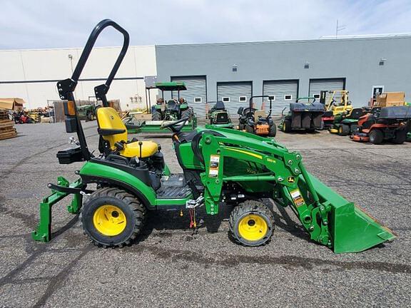 Image of John Deere 1025R equipment image 2