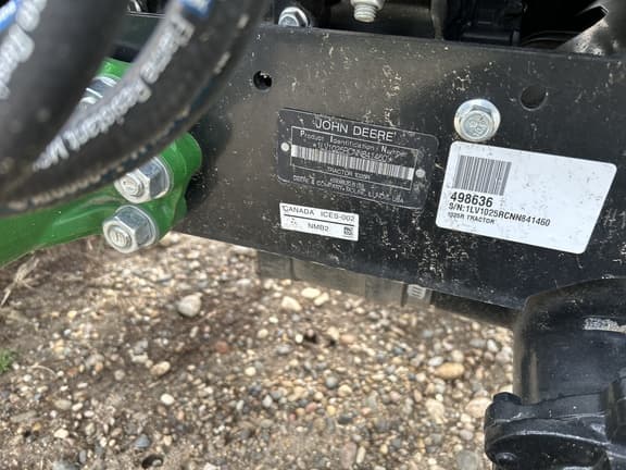 Image of John Deere 1025R equipment image 4