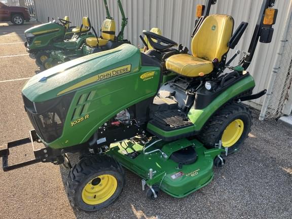 Image of John Deere 1025R Image 1