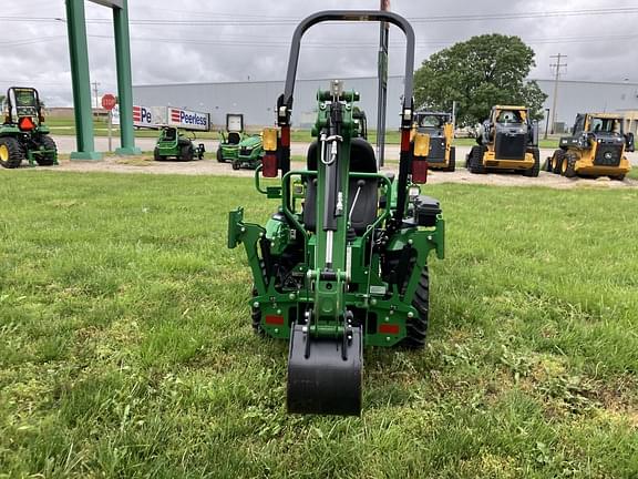 Image of John Deere 1025R equipment image 4