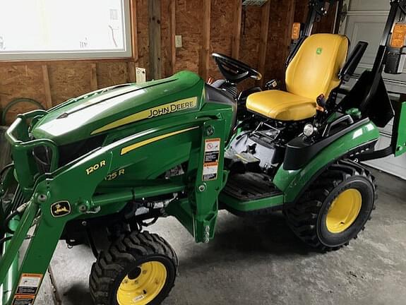 Image of John Deere 1025R Primary image