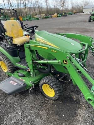 2022 John Deere 1025R Image