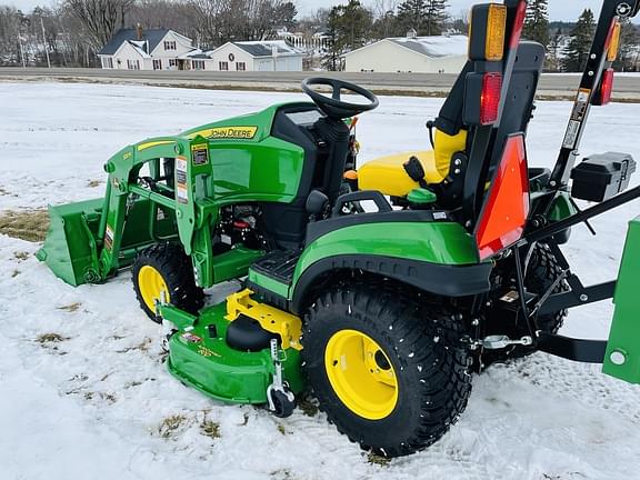 Image of John Deere 1025R equipment image 4