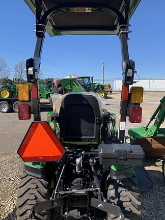 Image of John Deere 1025R equipment image 4