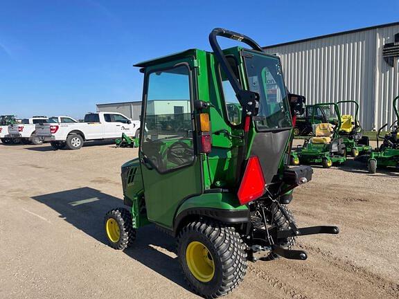 Image of John Deere 1025R equipment image 2