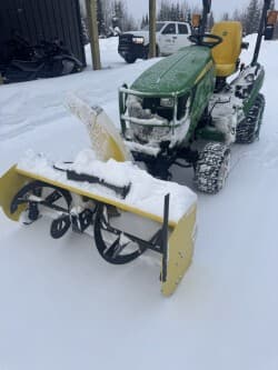 Image of John Deere 1025R equipment image 2