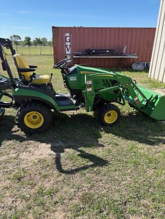 Image of John Deere 1025R equipment image 2