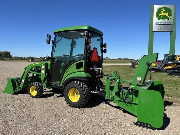 Image of John Deere 1025R equipment image 2