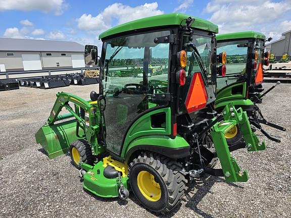 Image of John Deere 1025R equipment image 4