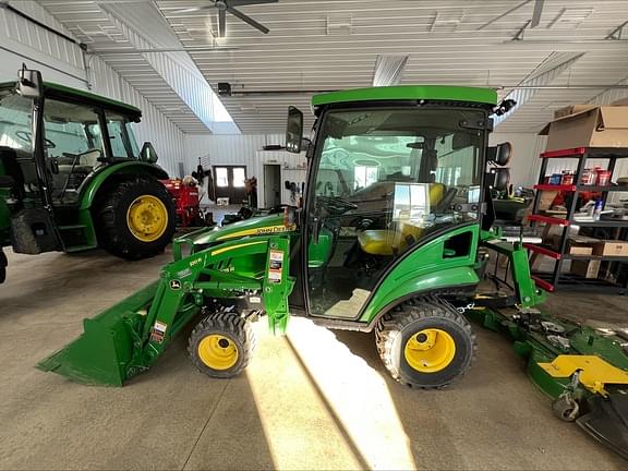 Image of John Deere 1025R equipment image 3
