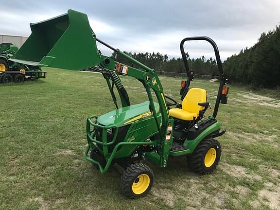 Main image John Deere 1025R 0