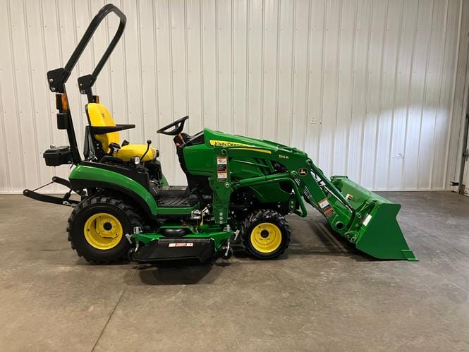 2022 John Deere 1025R Equipment Image0