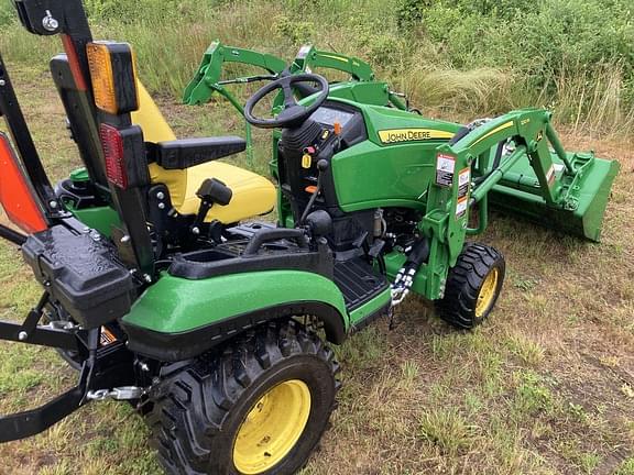 Image of John Deere 1025R Primary image