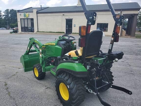 Image of John Deere 1025R equipment image 2