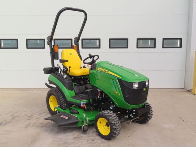 Image of John Deere 1025R equipment image 1