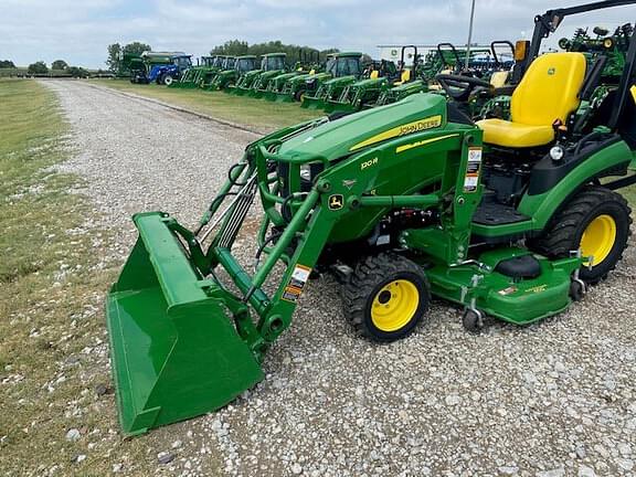 Image of John Deere 1025R equipment image 2