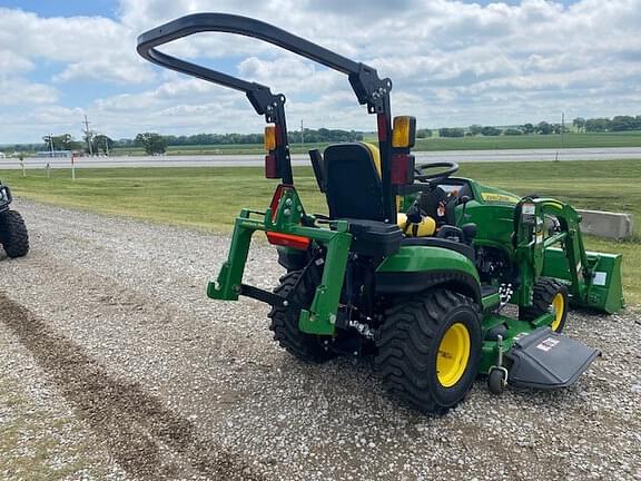 Image of John Deere 1025R equipment image 4