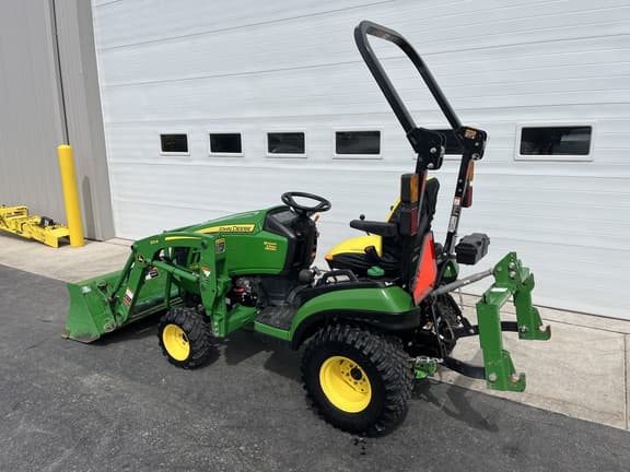 Image of John Deere 1025R equipment image 2