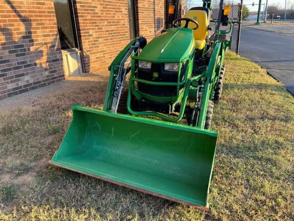 Image of John Deere 1025R equipment image 1