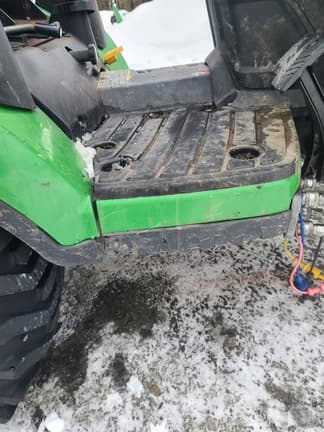Image of John Deere 1025R equipment image 4
