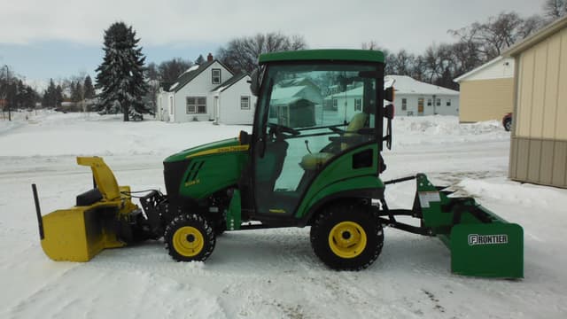 Image of John Deere 1025R equipment image 2