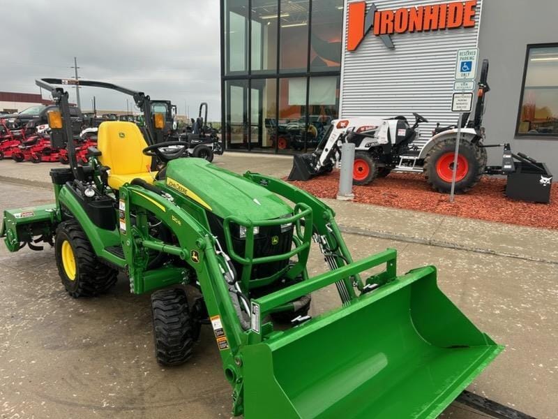 2022 John Deere 1025R Equipment Image0