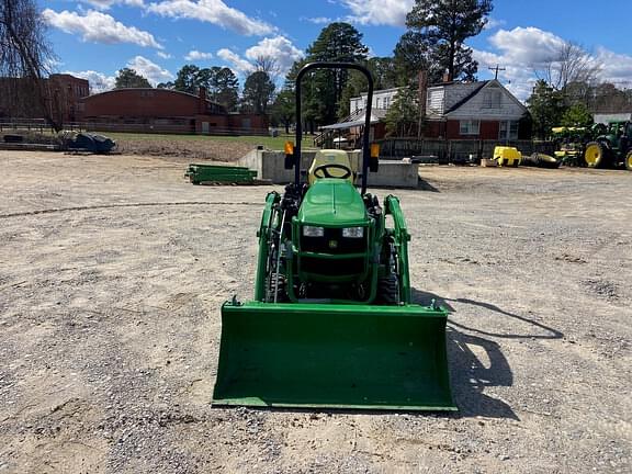 Image of John Deere 1025R equipment image 2