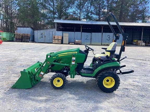 Image of John Deere 1025R equipment image 1