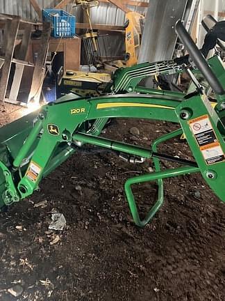 Image of John Deere 1025R equipment image 3