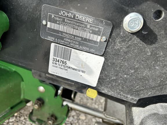 Image of John Deere 1025R equipment image 3
