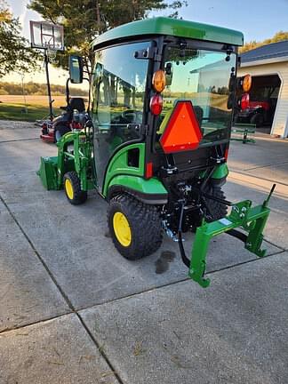 Image of John Deere 1025R equipment image 4