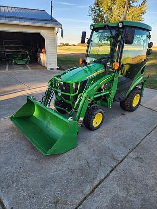 Image of John Deere 1025R equipment image 2