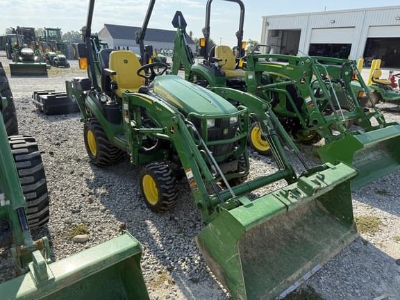 Image of John Deere 1025R equipment image 1