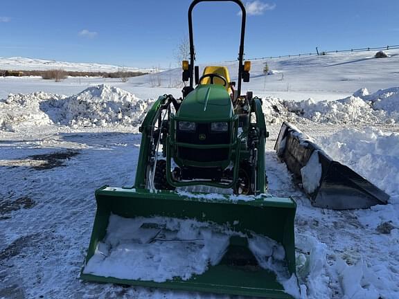 Image of John Deere 1025R equipment image 2