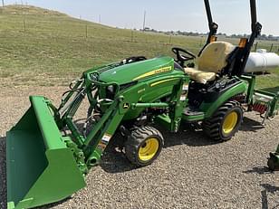 Main image John Deere 1025R 0