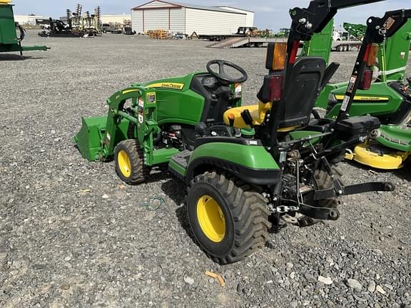 Image of John Deere 1025R equipment image 3