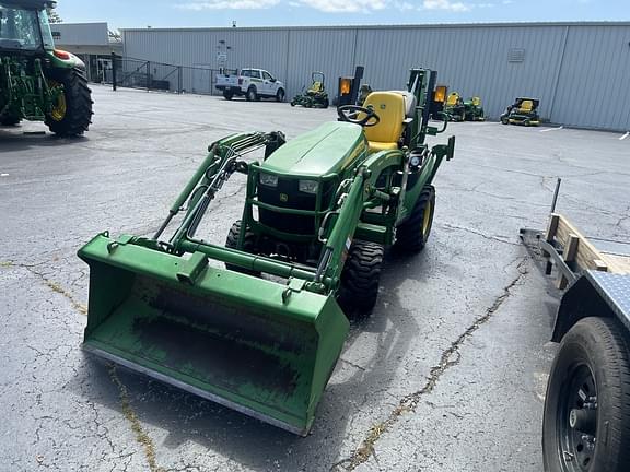 Image of John Deere 1025R equipment image 2