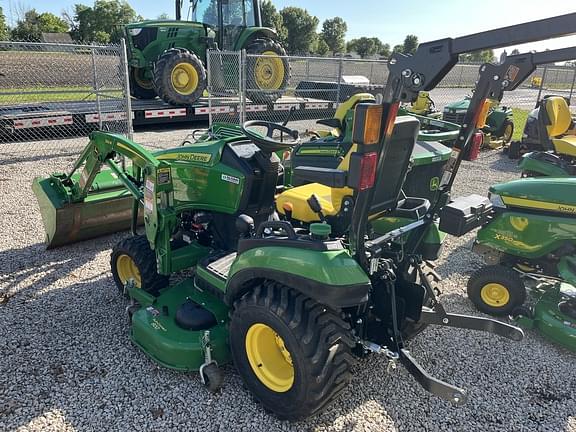 Image of John Deere 1025R equipment image 4