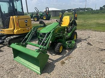 2022 John Deere 1025R Equipment Image0