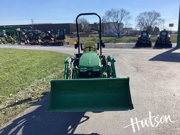 Image of John Deere 1025R equipment image 3