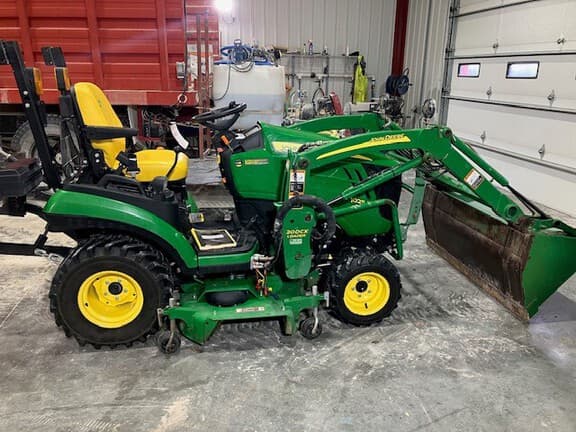 Image of John Deere 1025R equipment image 1