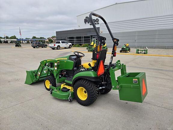 Image of John Deere 1025R equipment image 2