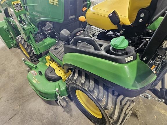 Image of John Deere 1025R equipment image 2
