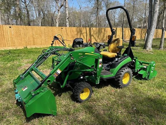 Image of John Deere 1025R equipment image 3