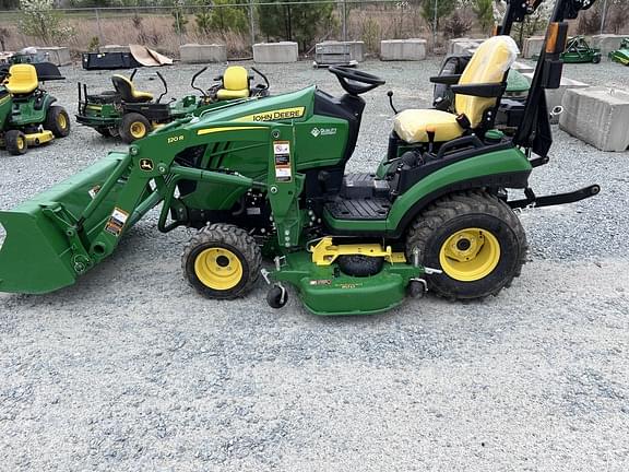 Image of John Deere 1025R equipment image 3