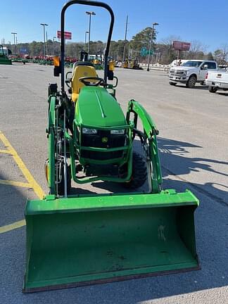 Image of John Deere 1025R equipment image 3