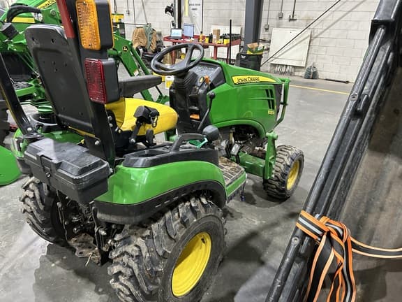 Image of John Deere 1025R equipment image 1