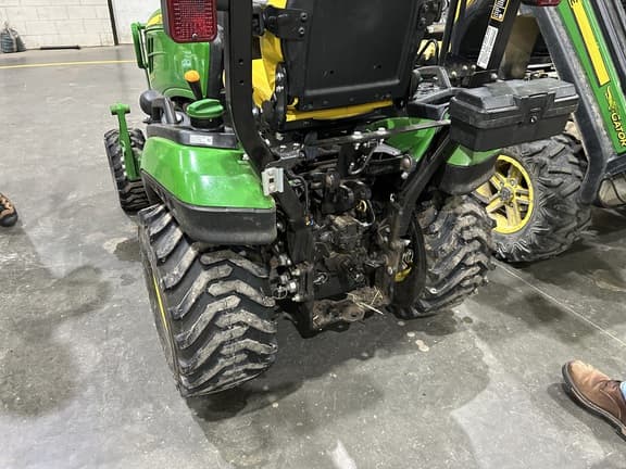 Image of John Deere 1025R equipment image 2