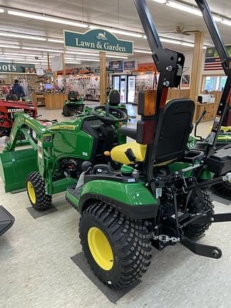 Image of John Deere 1025R equipment image 2